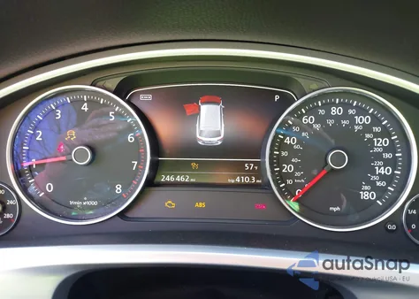 2015 Volkswagen Touareg V6 Lux из США, поврежденный, VIN WVGEF9BPXFD008185